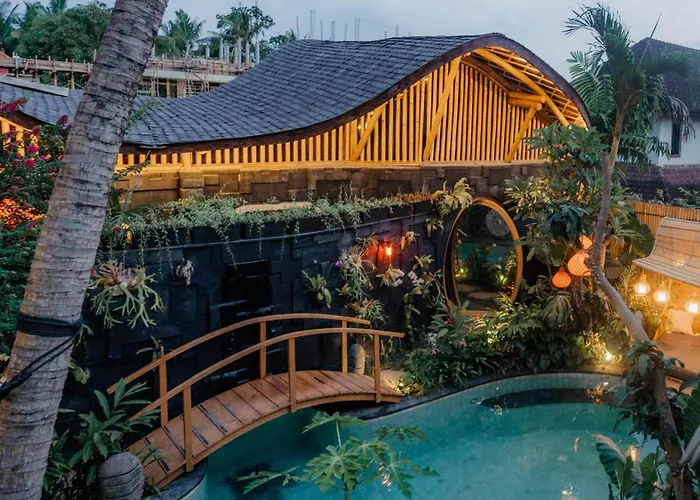 Villa Jocelyne Luxurious Bamboo Ubud