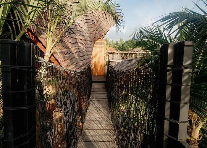 Jocelyne Luxurious Bamboo Villa