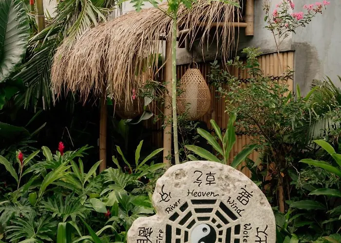 Villa Jocelyne Luxurious Bamboo Ubud