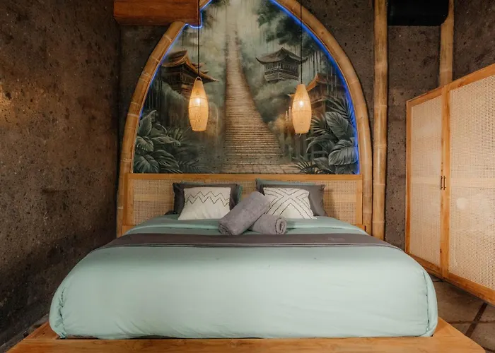 Jocelyne Luxurious Bamboo * Ubud