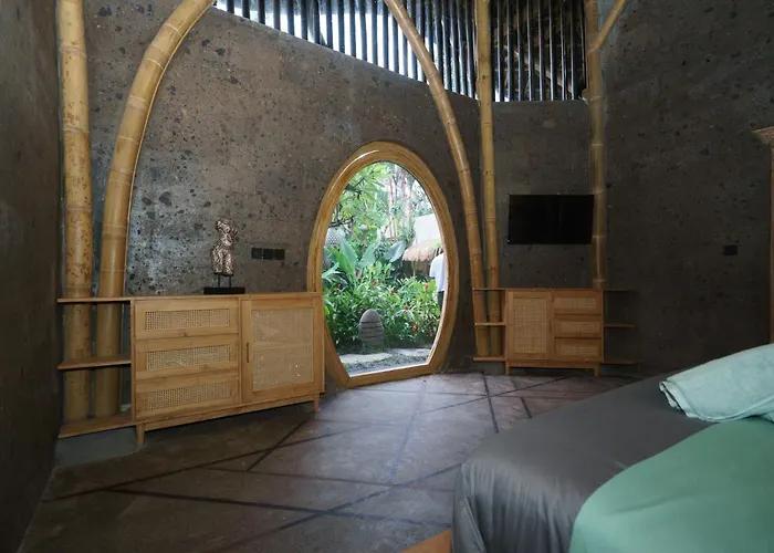 Jocelyne Luxurious Bamboo * Ubud