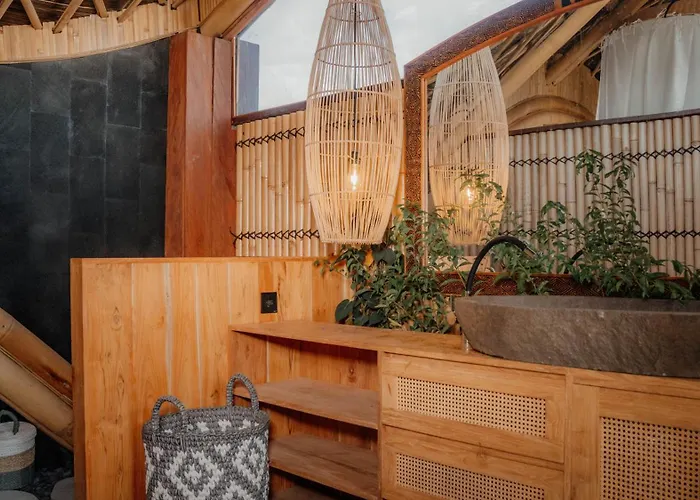 Jocelyne Luxurious Bamboo Ubud