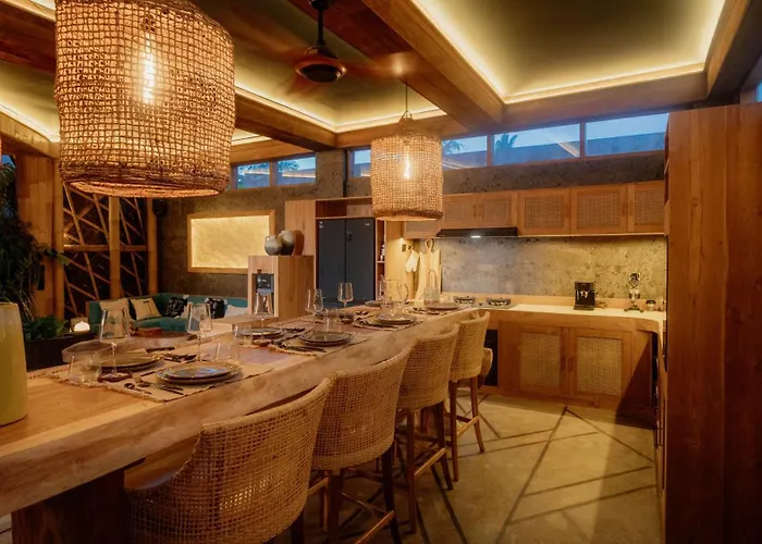 Villa Jocelyne Luxurious Bamboo *